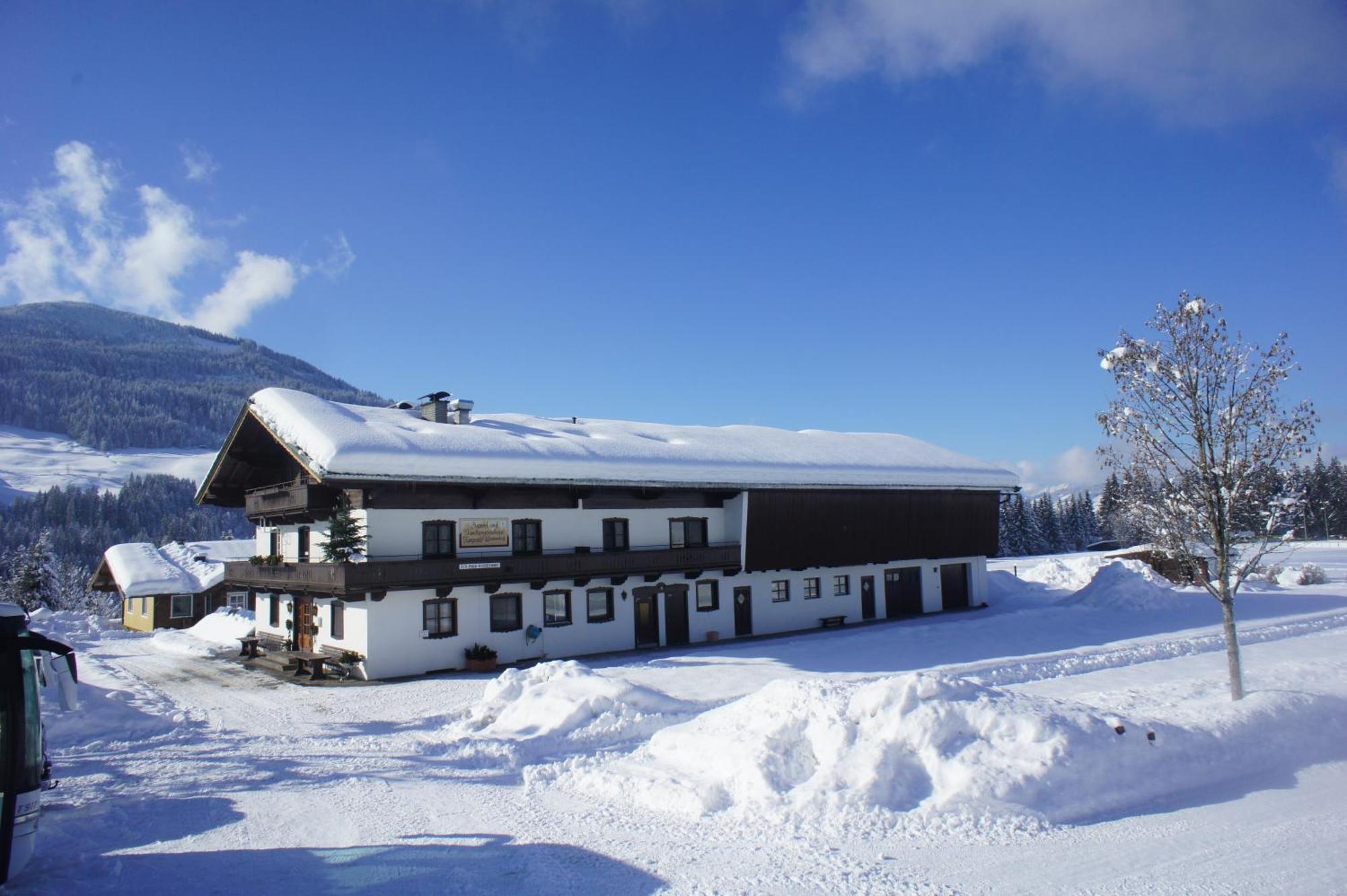 Berghuette Burgweghof Jugendgaestehaus Hostel Westendorf Exterior photo