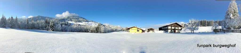 Berghuette Burgweghof Jugendgaestehaus Hostel Westendorf Exterior photo